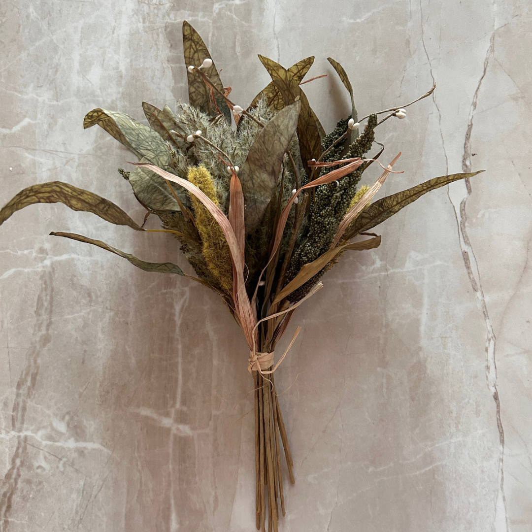 green dried flowers, 35 cm long