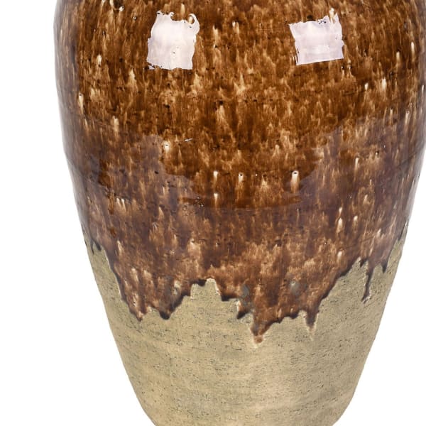 Close-up of a ceramic vase with a brown glazed upper half and a matte beige unglazed lower half,
A ceramic table lamp with a textured, glazed brown and beige base and a light gray linen drum shade,
NEW Hickory Glaze Table Lamp with Linen Shade
Modern traditional table lamp
modern traditional lamp
modern organic table lamp
large lamp
large brown lamp
lamp
Glaze Table Lamp with Linen Shade
contemporary ceramic lamp
console table lamp
console lamp
ceramic table lamp
brown lamp
bedside table lamp